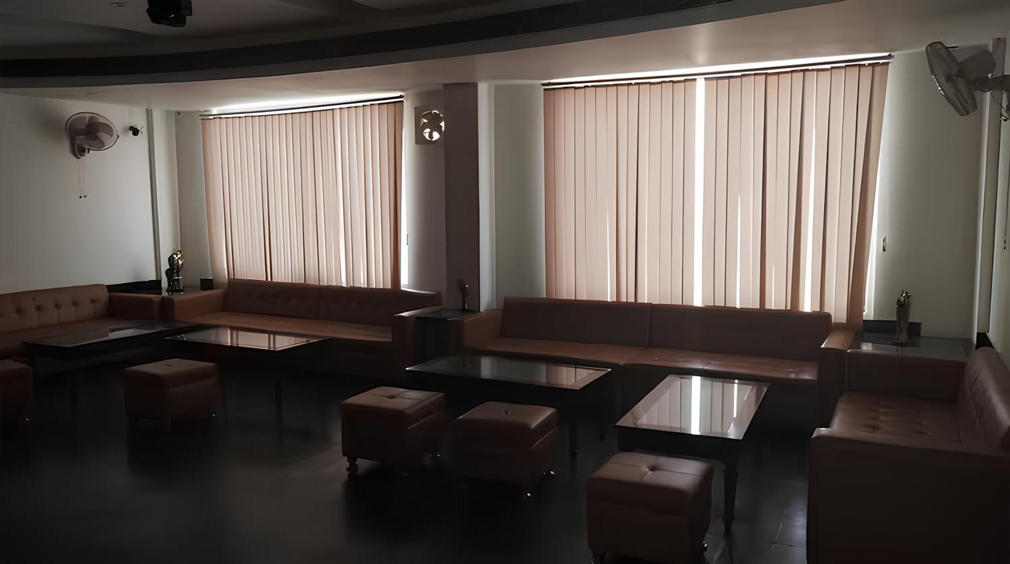 Club 7 Resort And Banquets Bareilly Εξωτερικό φωτογραφία