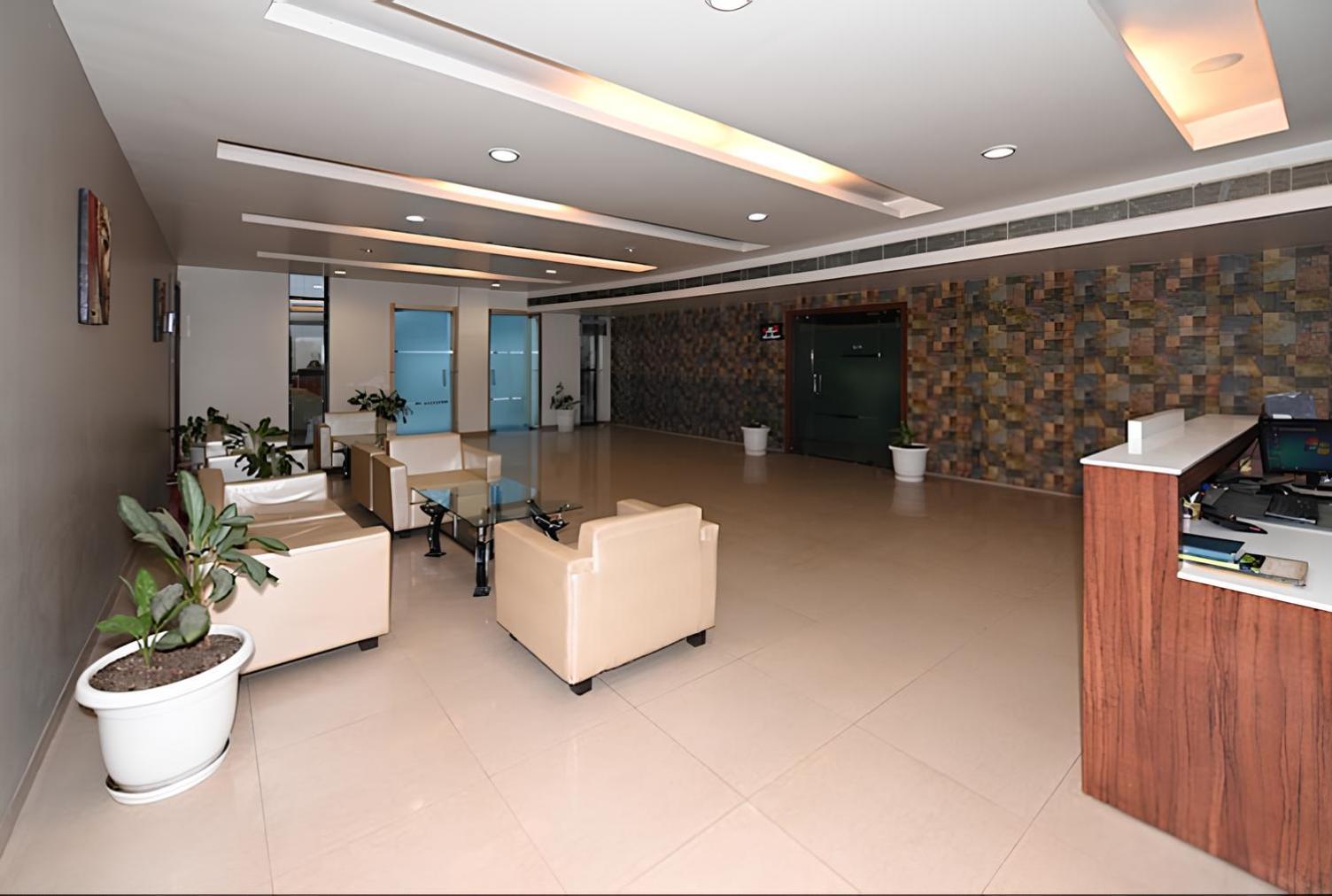 Club 7 Resort And Banquets Bareilly Εξωτερικό φωτογραφία